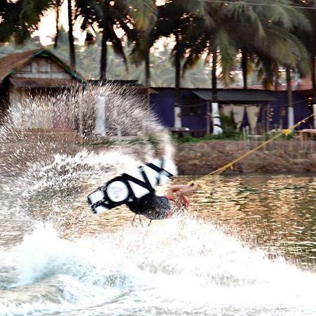 Wake Park Goa Hotel Arambol Exterior foto
