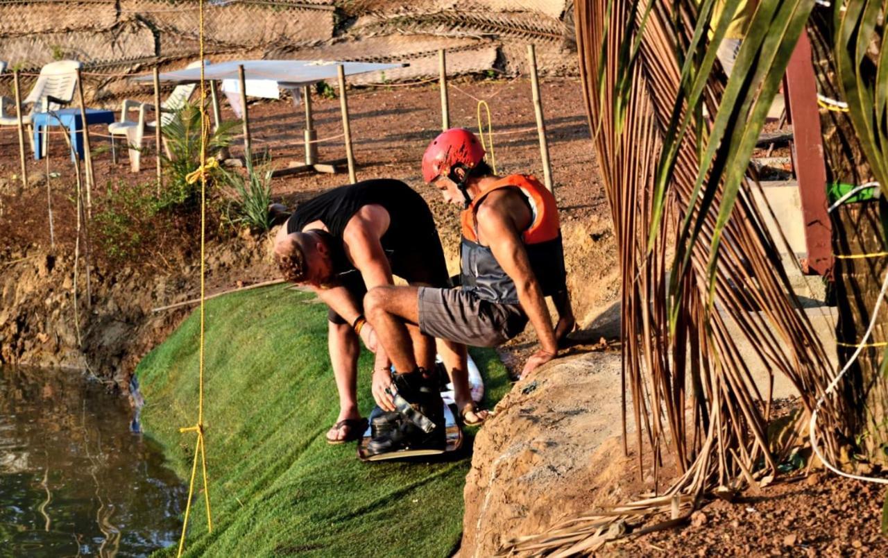 Wake Park Goa Hotel Arambol Exterior foto