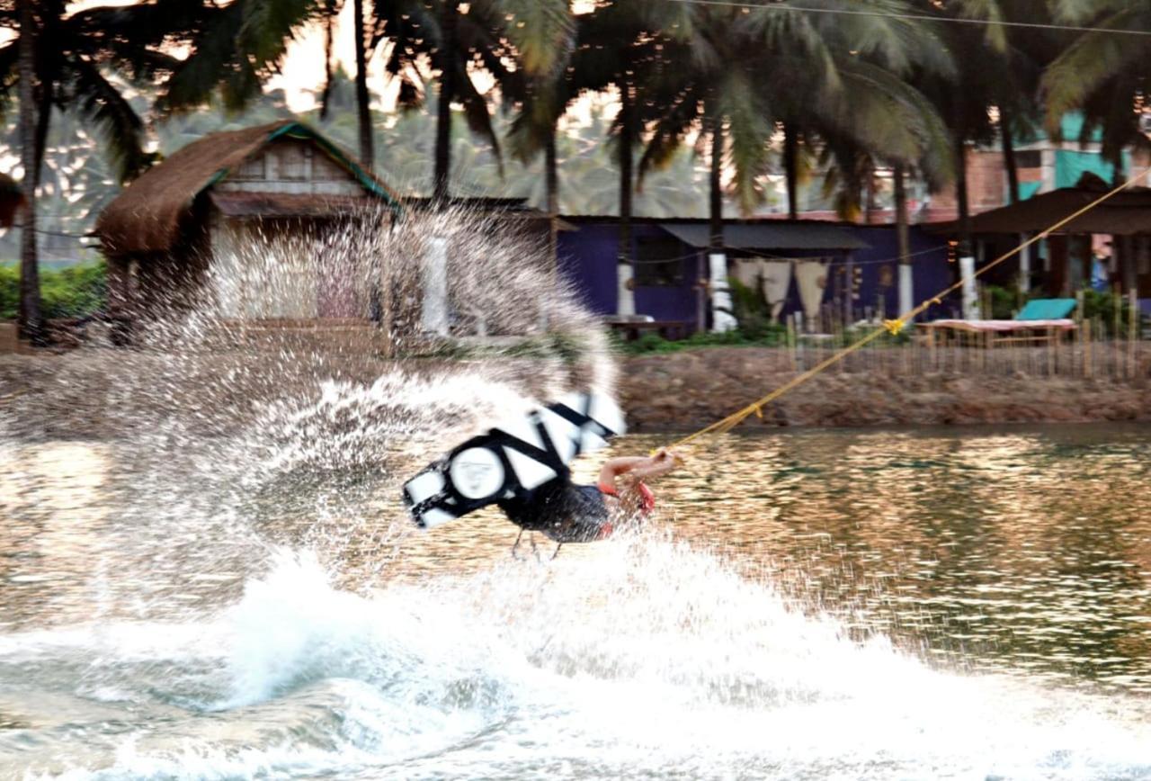 Wake Park Goa Hotel Arambol Exterior foto
